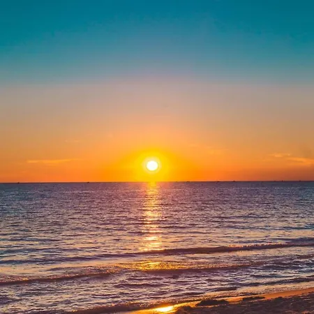 Loft By The Sea & Parking * Rota